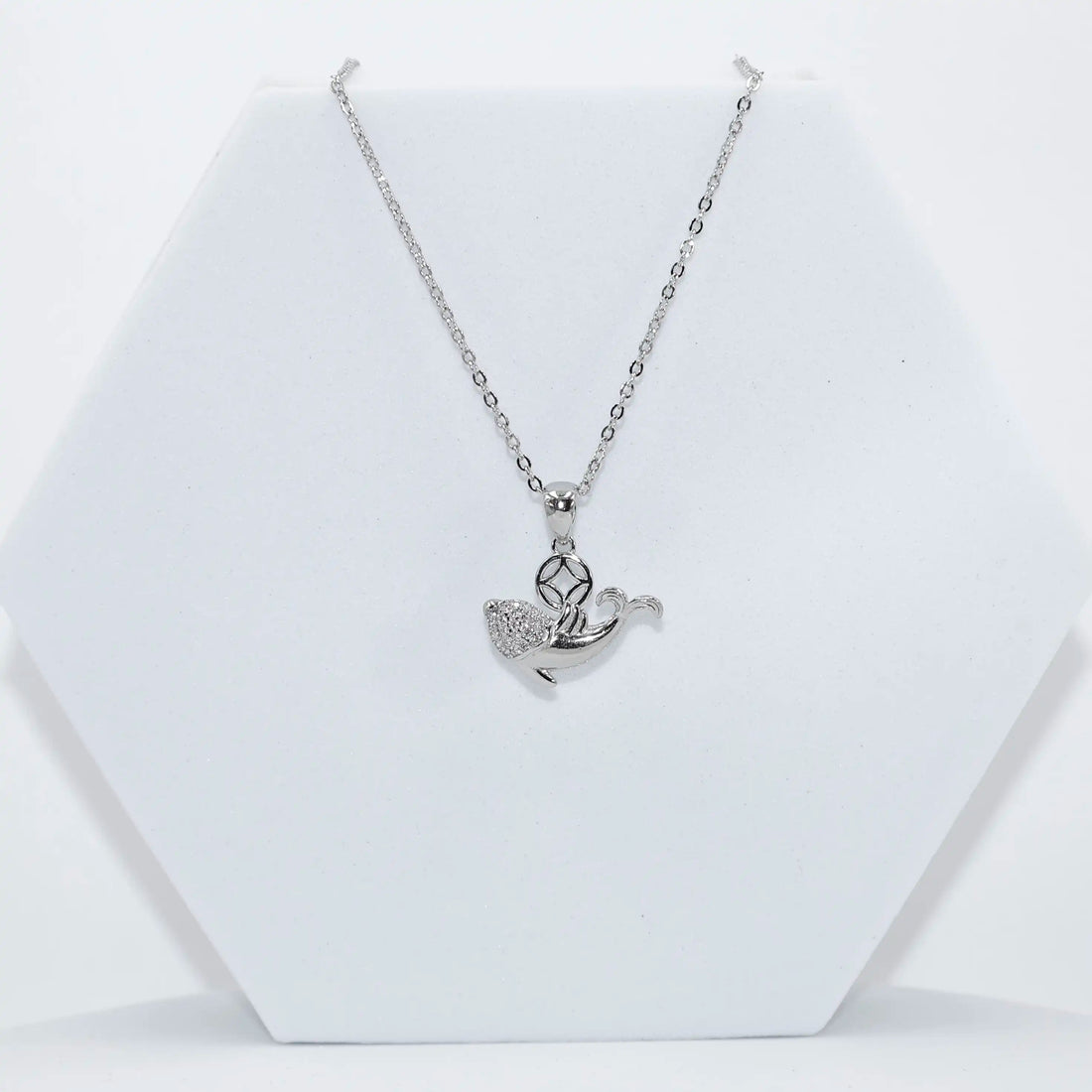 92.50 silver Fish pendent with chain