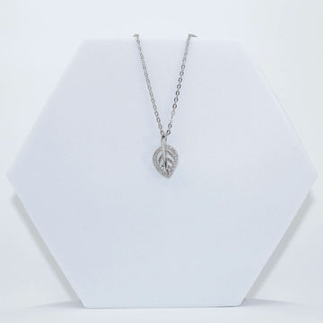 92.50 silver Leaf Pendent With Chain