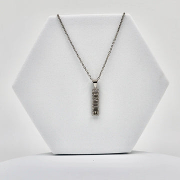 92.50 silver Smile pendent with chian